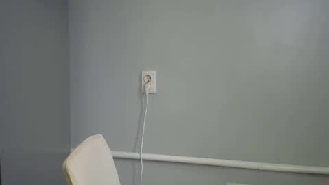 Snapshot of babe_catherine chatting on January 2, 2025, 9:22 am babe Sara3 online show from January 2, 2025, 9:22 am