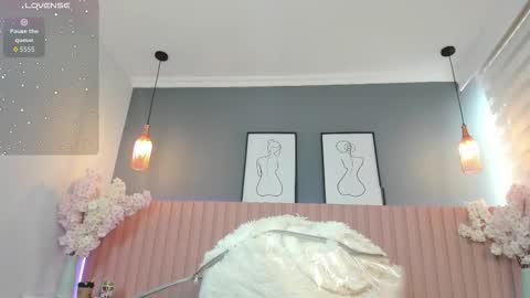 babe_sophiee online show from October 19, 2025, 1:23 pm