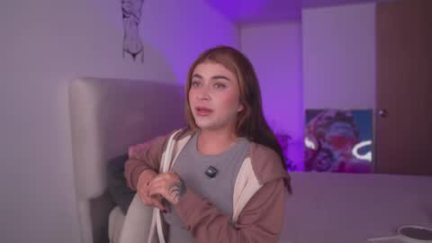 Samanta online show from April 16, 2026, 5:19 am