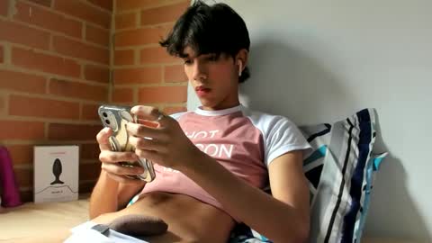 babitas44 online show from November 28, 2025, 5:15 pm