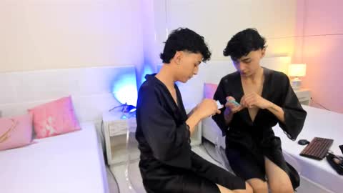 Ander online show from March 9, 2025, 7:48 pm