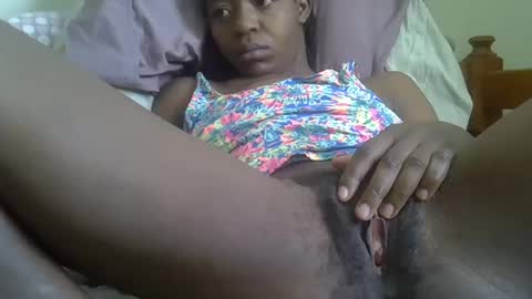 Snapshot of baby_facii chatting on December 18, 2024, 8:20 am baby_facii online show from December 18, 2024, 8:20 am