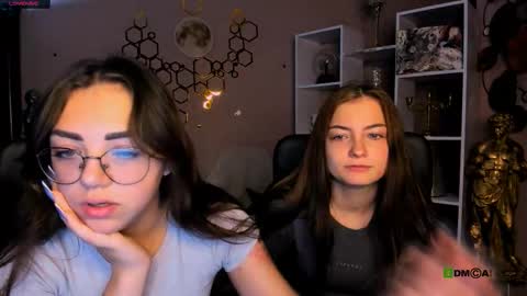 baby online show from November 18, 2025, 7:35 am