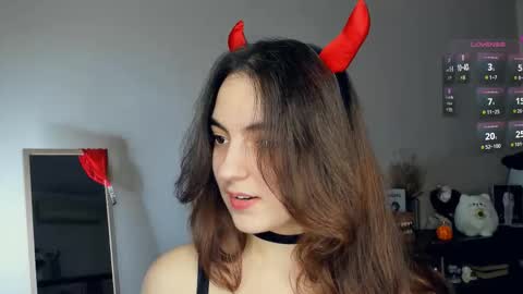 Snapshot of baby_is_ready chatting on October 30, 2025, 7:21 am Emily online show from October 30, 2025, 7:21 am