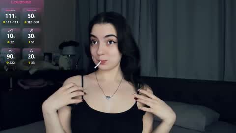 Snapshot of baby_is_ready chatting on November 26, 2025, 7:09 am Emily online show from November 26, 2025, 7:09 am