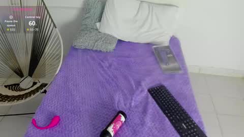 baby_keyshar online show from March 17, 2026, 11:35 am