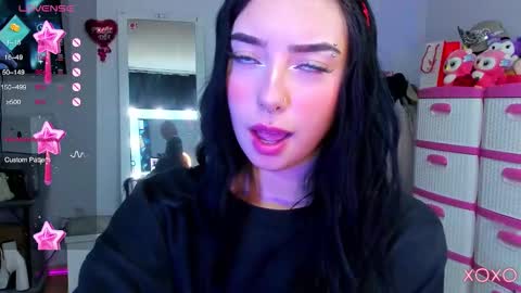 lily online show from September 11, 2025, 2:50 pm