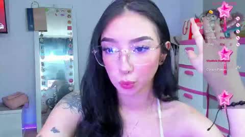 lily online show from October 1, 2025, 2:23 pm