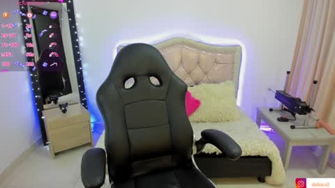 Dulce  Stefa  online show from January 2, 2025, 9:43 am