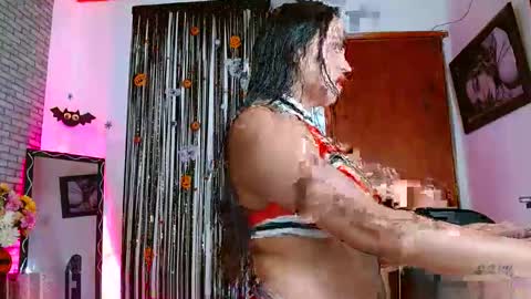 sofia online show from October 21, 2025, 12:28 pm