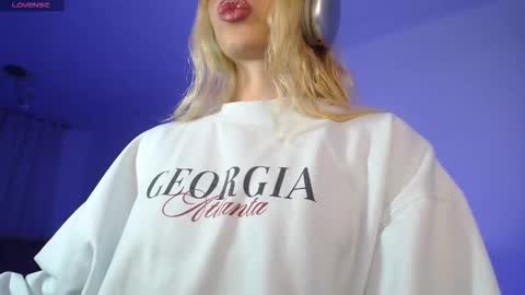  NYX  online show from December 19, 2025, 3:13 am