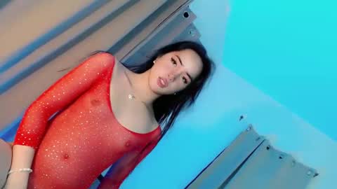 baby_sabrina19 online show from February 2, 2025, 6:31 pm