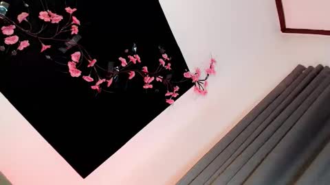 baby_sabrina19 online show from November 6, 2025, 9:26 pm