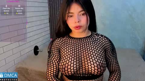 baby_sweet2010 online show from May 7, 2026, 3:01 am