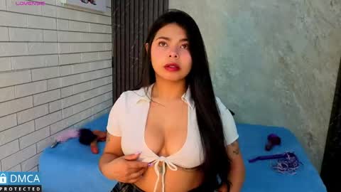 baby_sweet2010 online show from May 26, 2026, 3:02 am
