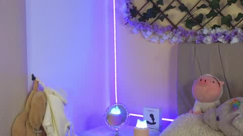 Snapshot of baby_xian chatting on February 5, 2025, 1:47 am  Dani  online show from February 5, 2025, 1:47 am