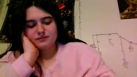 Snapshot of babydollalexiss chatting on April 17, 2026, 1:14 pm babydollalexiss online show from April 17, 2026, 1:14 pm