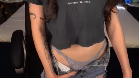 Sasha online show from October 27, 2025, 8:24 pm