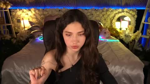 Sasha online show from June 3, 2026, 6:57 pm