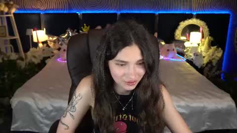 Sasha online show from June 14, 2026, 7:05 pm