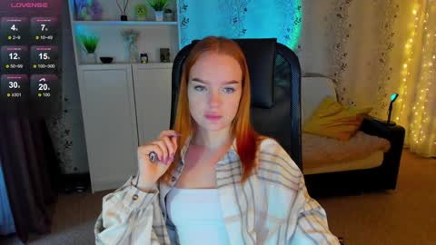 Snapshot of babyfoxyy chatting on December 5, 2024, 10:44 am maddy online show from December 5, 2024, 10:44 am