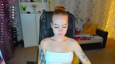 Snapshot of babyfoxyy chatting on December 29, 2024, 9:28 am maddy online show from December 29, 2024, 9:28 am