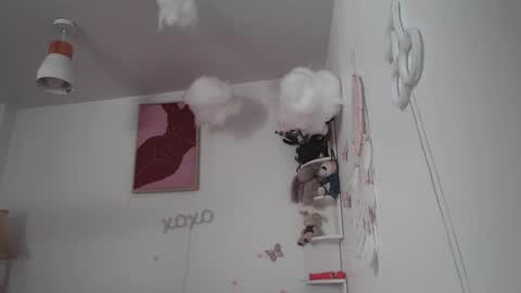 Imi-Baby online show from March 4, 2026, 10:16 pm