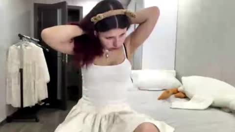 Kate  online show from October 10, 2025, 3:11 pm