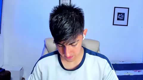 babymaik online show from November 30, 2025, 1:04 pm