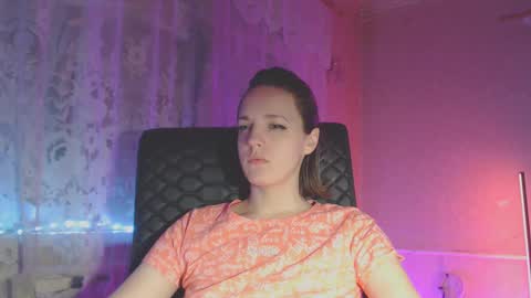 Snapshot of babymuro4ka chatting on February 10, 2025, 3:03 am Sonya online show from February 10, 2025, 3:03 am