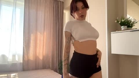 babyphia online show from April 21, 2026, 8:53 am