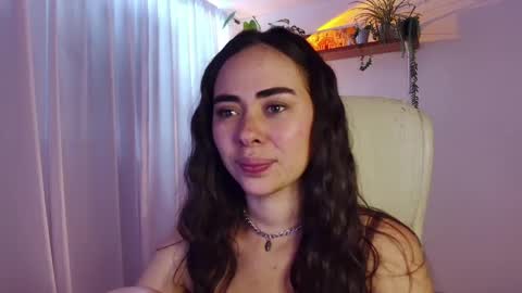 Talia online show from May 13, 2026, 9:22 pm