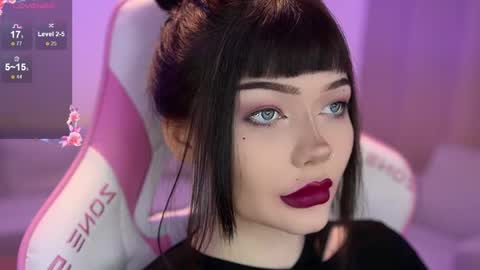 Nika online show from April 6, 2026, 9:05 pm