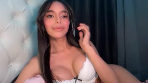 babysabrinaxx online show from November 9, 2025, 6:06 pm