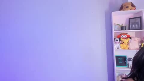 daya independent model online show from March 30, 2026, 8:32 pm