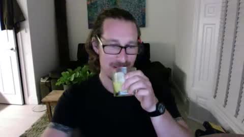 Snapshot of bad_dad43 chatting on June 4, 2026, 9:54 pm Bad dad43 online show from June 4, 2026, 9:54 pm