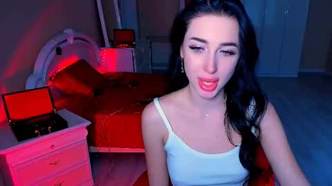 Miss Desire...do you remember online show from December 16, 2024, 11:12 am