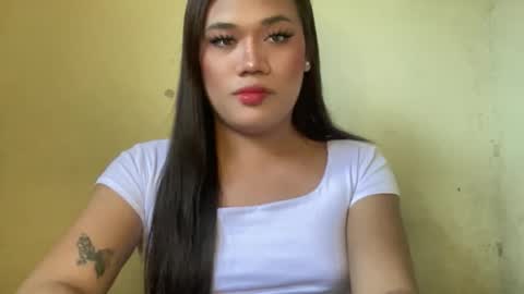 AMARA - FOLLOW ME AND THUMBS UP online show from April 1, 2026, 12:00 am