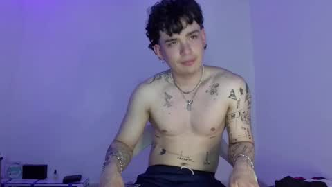 bad_vegitta online show from October 14, 2025, 6:52 pm