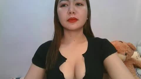 Snapshot of badaxx_tricia chatting on November 7, 2025, 11:21 am tricia online show from November 7, 2025, 11:21 am