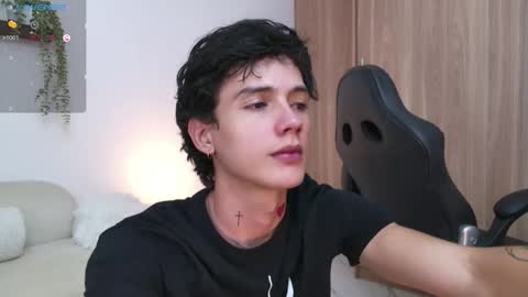 Snapshot of badboy_one chatting on September 28, 2025, 11:21 pm jhojan online show from September 28, 2025, 11:21 pm