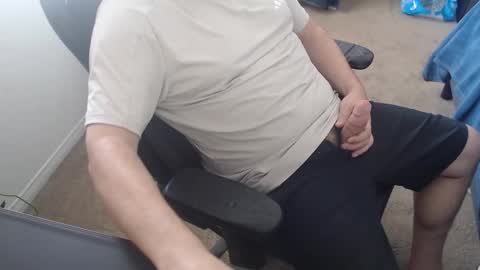 baddaddy77 online show from October 8, 2025, 9:01 pm