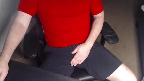 Snapshot of baddaddy77 chatting on February 4, 2026, 10:43 am baddaddy77 online show from February 4, 2026, 10:43 am