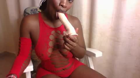 Youngmiss online show from January 7, 2025, 6:05 am