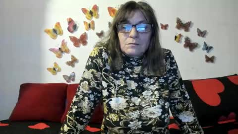 Gina online show from December 21, 2024, 3:20 pm