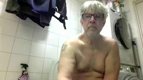 Snapshot of baggelina75 chatting on February 21, 2026, 10:49 am baggelina75 online show from February 21, 2026, 10:49 am