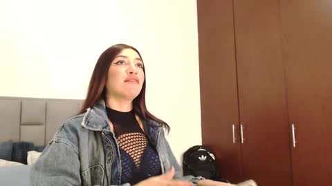 Snapshot of bahianawood chatting on February 2, 2025, 12:35 pm bahianawood online show from February 2, 2025, 12:35 pm