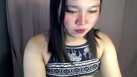 april online show from October 28, 2025, 9:50 pm
