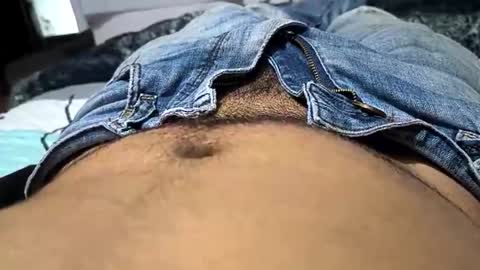 bajoceroo10 online show from May 24, 2026, 1:43 am