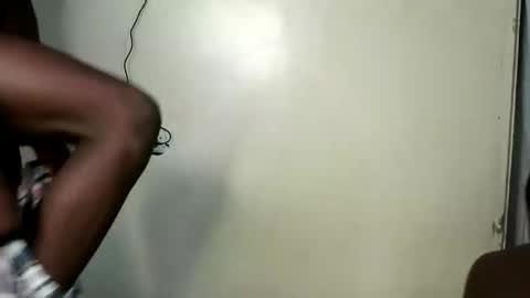 balack_babise online show from April 19, 2026, 5:12 pm